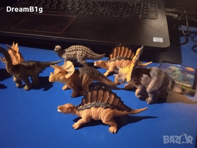 Лот от 15 гумени динозавъра – „Jurassic park“ у дома!, снимка 2 - Играчки за стая - 54323990