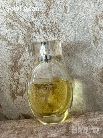 Оригинален дамски парфюм Calvin Klein, снимка 2 - Дамски парфюми - 54173584