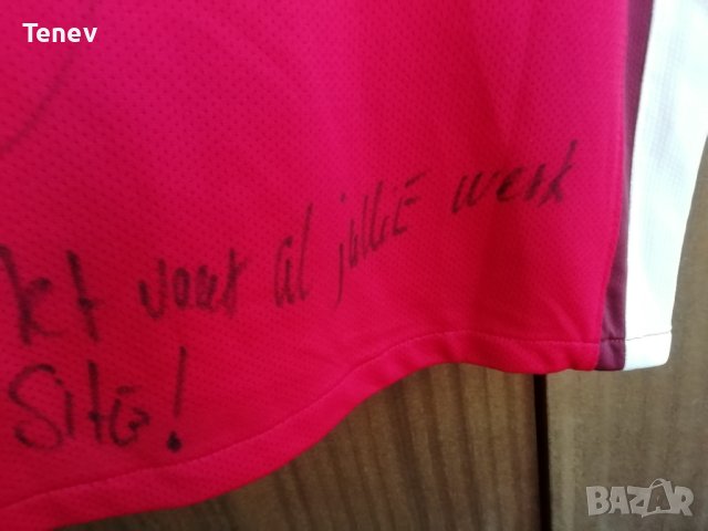 Arsenal Van Persie мачова оригинална с автограф тениска фланелка Арсенал Ван Перси Nike , снимка 13 - Тениски - 42877132