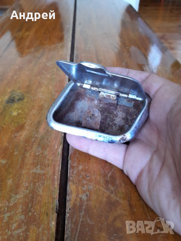 Стар пепелник ВАЗ.Лада,Жигули, снимка 3 - Други ценни предмети - 36950554