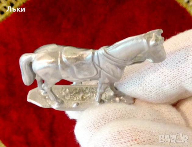 Статуетка,фигура Кон от калай. , снимка 3 - Статуетки - 37925023