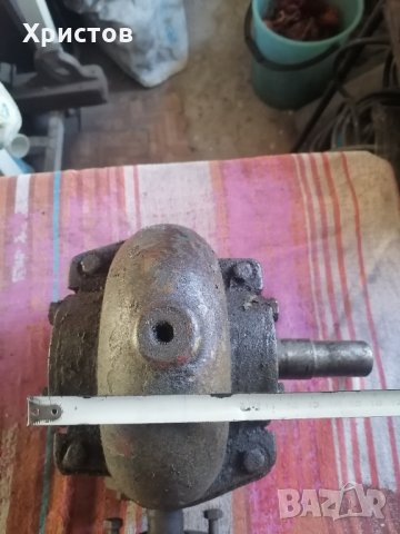 Продавам редуктор , снимка 4 - Електродвигатели - 35619706