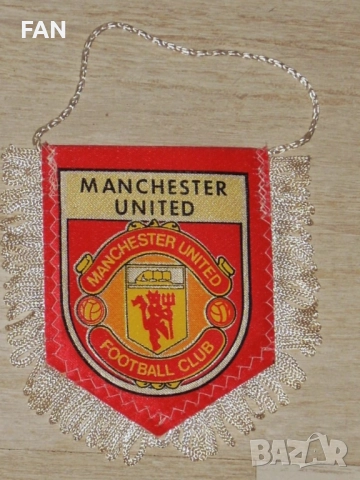 Стари футболни флагчета Германия, Милан, Ливърпул, Манчестър Юнайтед, Шалке 04, Англия, Нюрнберг , снимка 11 - Фен артикули - 23668096