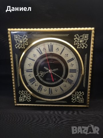 Стенен часовник Янтаръ , снимка 1 - Антикварни и старинни предмети - 44202758