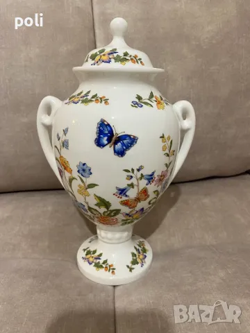 порцеланова амфора ваза