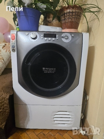 Сушилня ARISTON Hotpoint Aqualtis 9kg, снимка 4 - Сушилни - 52476042