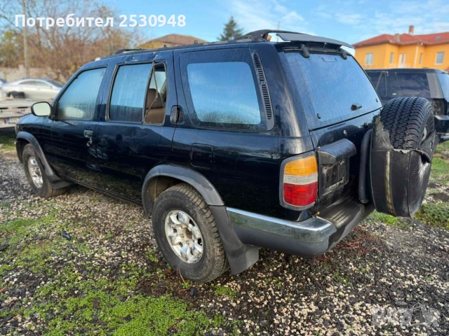 Nissan Pathfinder 3.3i на части, снимка 4 - Автомобили и джипове - 52621139