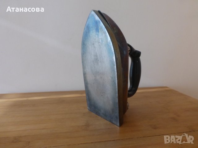 Стара електрическа ютия 1967 г, снимка 6 - Антикварни и старинни предмети - 42348397