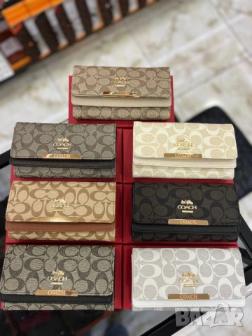 портмонета в кутия coach 