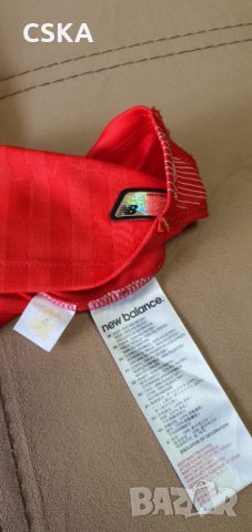 Оригинална тениска на Liverpool, снимка 2 - Детски панталони и дънки - 37099620