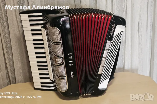 Италианси Super Fiast Stradela, снимка 3 - Акордеони - 55929811