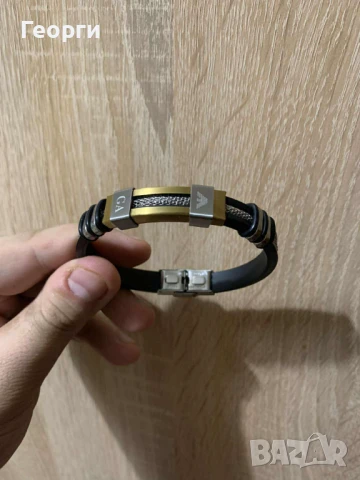 Emporio Armani оригинална гривна, снимка 2 - Гривни - 51398420
