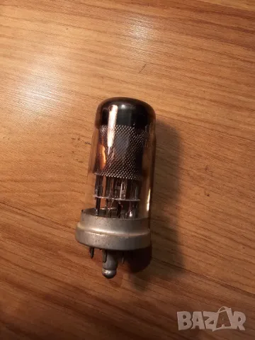 Радиолампа, радиолампи - UCH21 - употребявана - възстановете вашета вярна и дългослужила техника .
