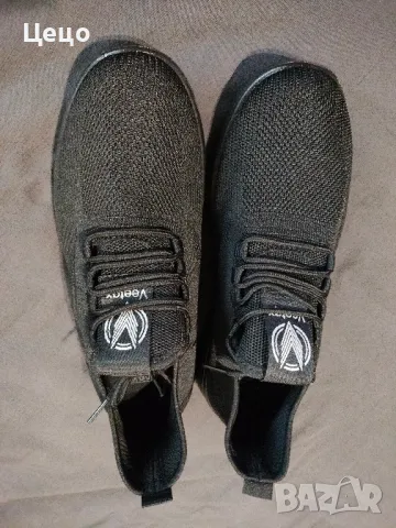 Черни маратонки , снимка 2 - Маратонки - 48926688