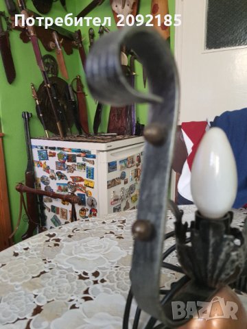 Нощна лампа, снимка 3 - Настолни лампи - 38069478