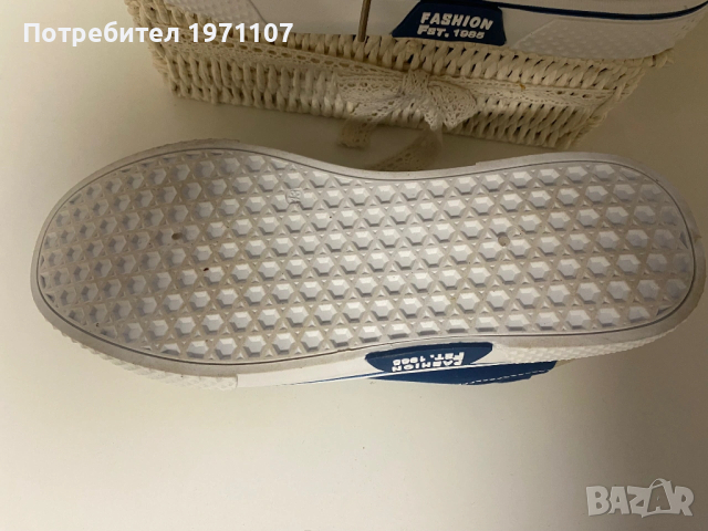 Мъжки ежедневни маратонки 42 номер, снимка 4 - Маратонки - 53091079