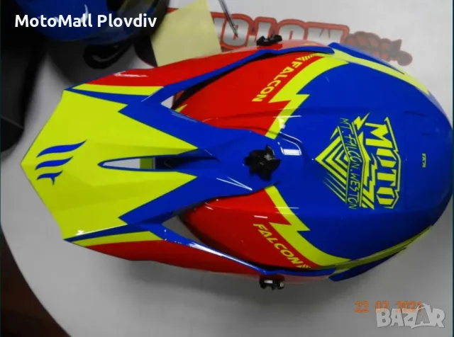 НОВО! Кросови каски MT Helmets Falcon различни разцветки мотокрос, снимка 7 - Аксесоари и консумативи - 49175610