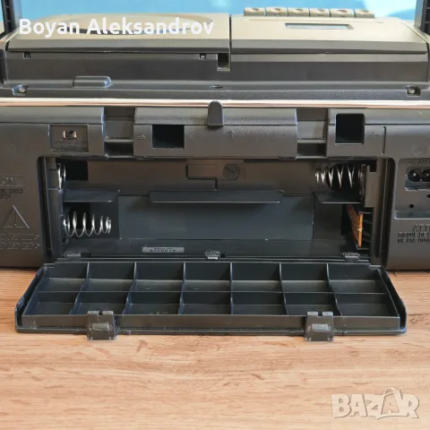 CD Радиокасетофон Sony CFD-910, снимка 6 - Радиокасетофони, транзистори - 56171837