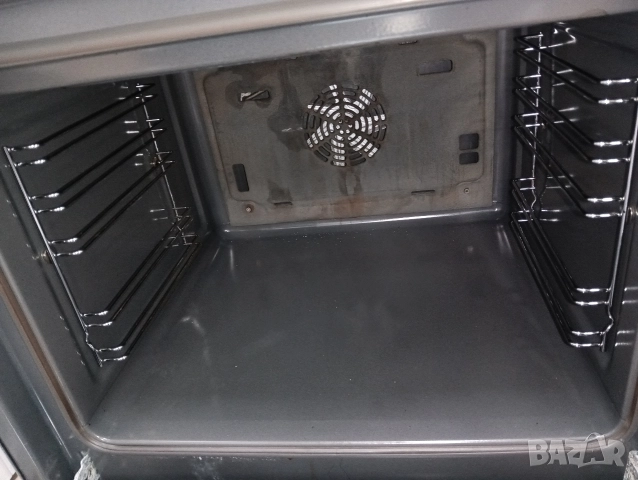 Иноксова свободно стояща печка с керамичен плот Бош Bosch с две години гаранция!, снимка 2 - Печки, фурни - 53001849