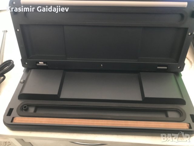 Вакуумна машина Genius Vac100