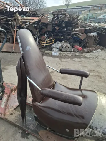 Ретро кожен зъболекърски стол с хидравлика бръснарски стол