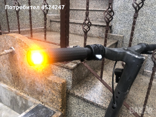 Електрическа тротинетка Trittbrett Fritz, снимка 4 - Мотоциклети и мототехника - 53244182