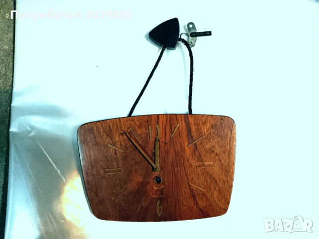 Стар стенен руски часовник , снимка 3 - Стенни часовници - 53934022