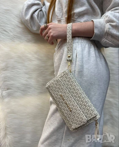 портмонета Michael kors , снимка 5 - Портфейли, портмонета - 51321023