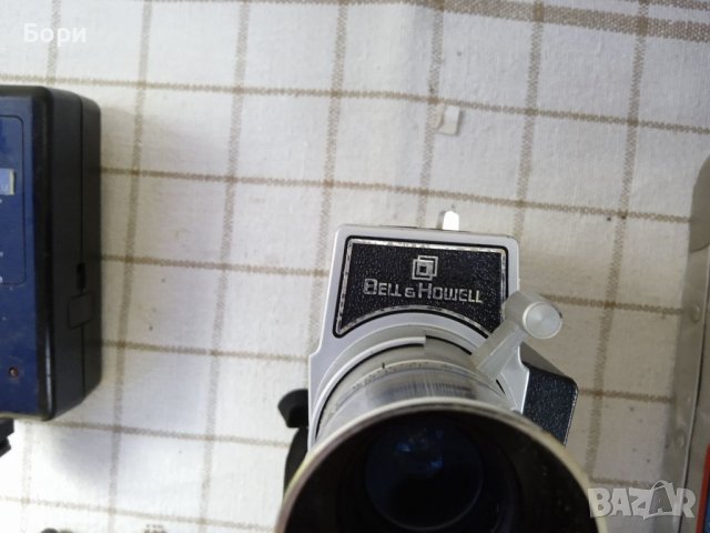 BELL&HOWELL  SUPER 8 камера , снимка 12 - Камери - 37509627