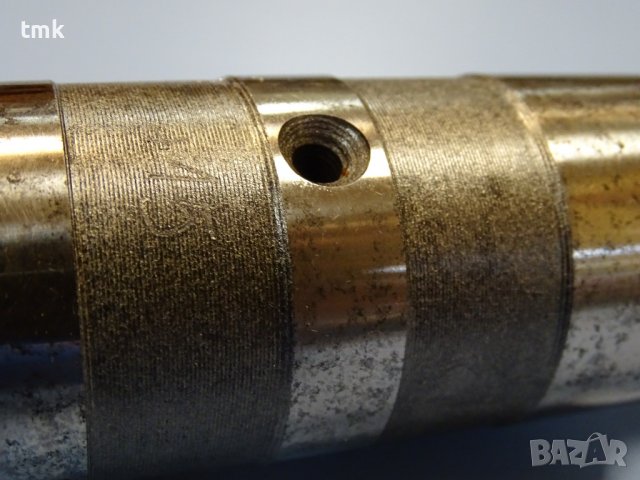 Вертикален шпиндел за фреза L-315 стандарт ISO 40, снимка 4 - Резервни части за машини - 39040506