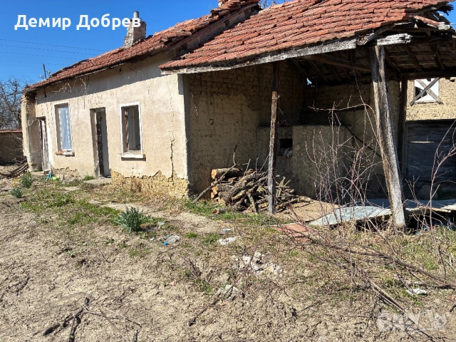 Не обитаема Къща С.Тулово, снимка 12 - Къщи - 53904022