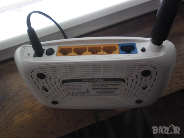 Продавам рутер TL-WR740N 150Mbs, снимка 3 - Рутери - 52475101