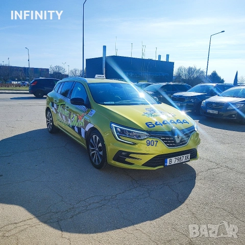 Renault Megane IV 1.5 Blue dCi (115 кс) EDC , снимка 14 - Автомобили и джипове - 53995709
