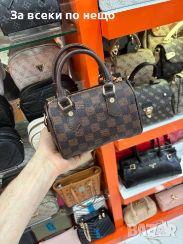 Louis Vuitton Дамска Чанта Луис Витон - Налични Различни Цветове Код E666, снимка 3 - Чанти - 51078155