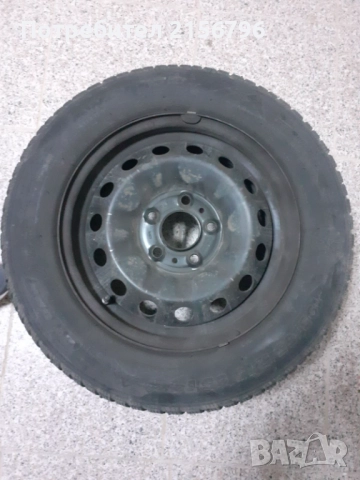 Зимни гуми с джанти 4 бр.195/65/15- Hyundai ix20, снимка 2 - Гуми и джанти - 52465878