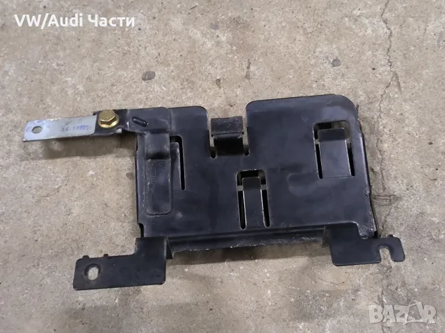 Стойка компютър за двигател Голф 4 Ауди А3 Сеат Шкода VW Golf 4 Audi A3 Seat Skoda 1J1906329B, снимка 2 - Части - 49995278