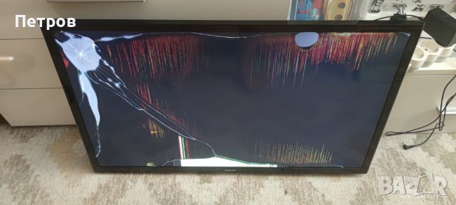 SAMSUNG UE32J4000AW за части 