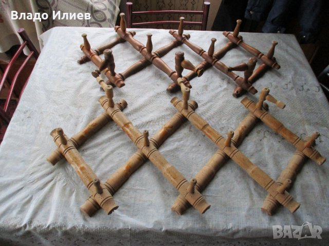 Закачалки стенни разнообразни