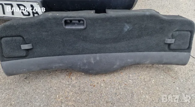 Кора за заден капак Volvo v40 , снимка 3 - Части - 49798299