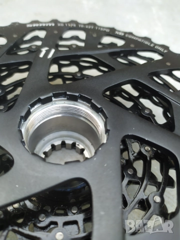 Като нова Венец - касета Sram xg 1275 - 11 speed, снимка 8 - Части за велосипеди - 52078465