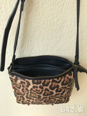 Чантичка през рамо, снимка 5 - Чанти - 37502323