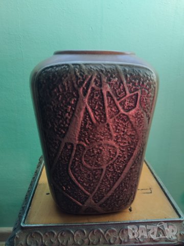 керамична ваза в арт стил, снимка 1 - Вази - 38295776