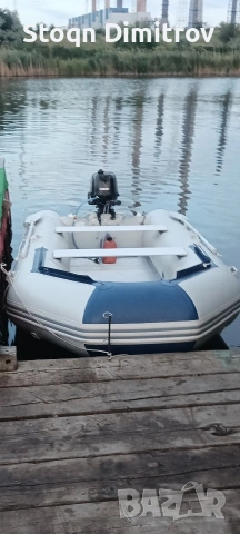 лодка двигател колесар добро състояние колесаря е чисто нов