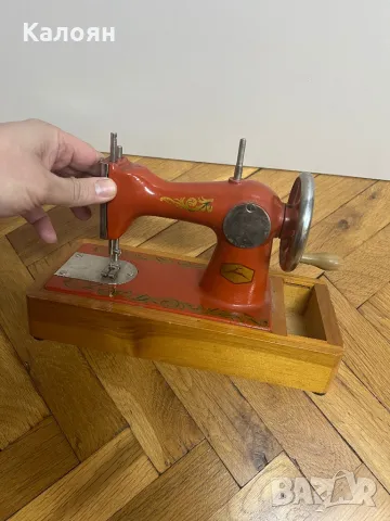 Детска машина за шиене руска , снимка 3 - Други ценни предмети - 48263571