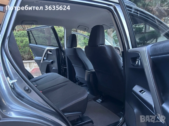 Toyota Rav4 2.0 D-4D, 124к.с., ПЪЛНА СЕРВ. ИСТОРИЯ, КАТО НОВА, снимка 8 - Автомобили и джипове - 54315488
