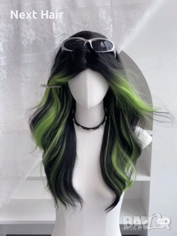 Синтетична черна чуплива перука с лимонено-жълто-зелени краища
