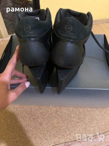 Дамски обувки  alexander McQueen , снимка 4 - Маратонки - 31273096
