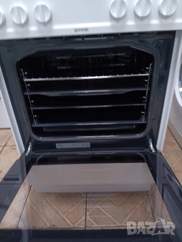 Като нова свободно стояща печка с керамичен плот Gorenje с 2 години Гаранция!, снимка 11 - Печки, фурни - 53895228
