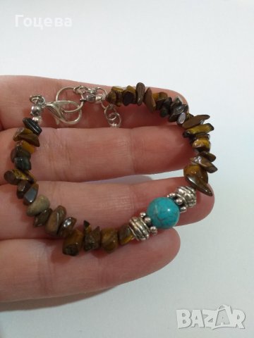 Много красива гривна с камъни Тигрово око и Тибетски Тюркоаз и красиви орнаменти в цвят Сребро , снимка 2 - Гривни - 39814131