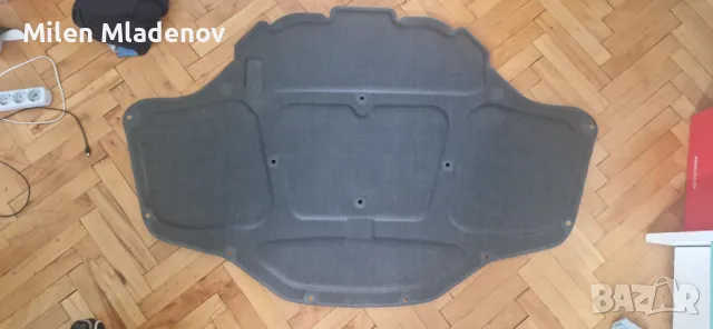 Изолация преден капак G30